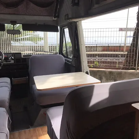 Van&Breakfast Botel Zoagli